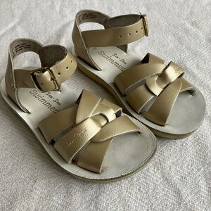 Saltwater sandals gold toddler size 9